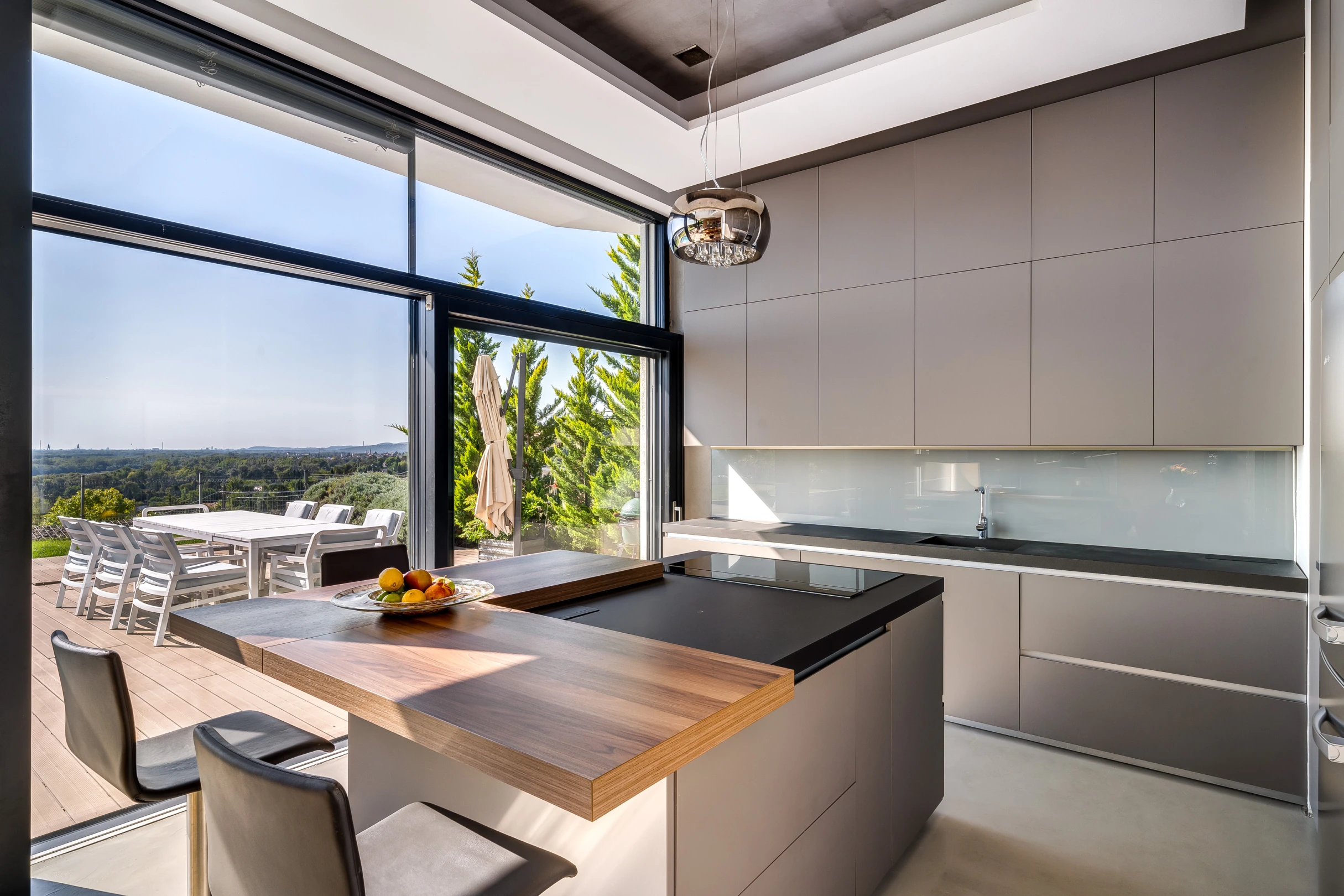 Dunai panorámás villa