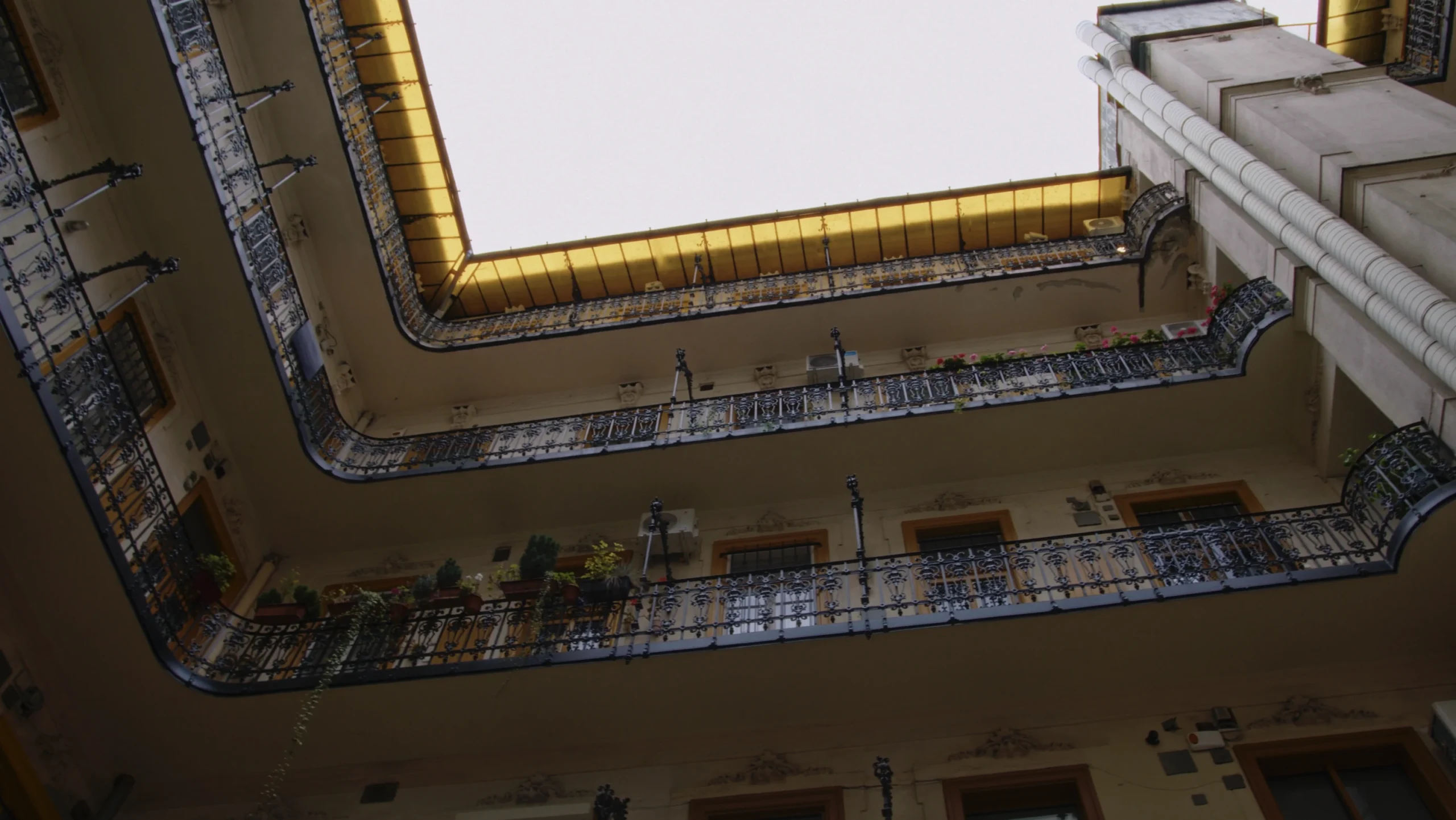 Lakás a pesti broadwayn